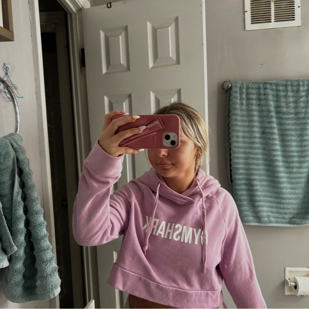 Gymshark Women's Light Purple Cropped Hoodie